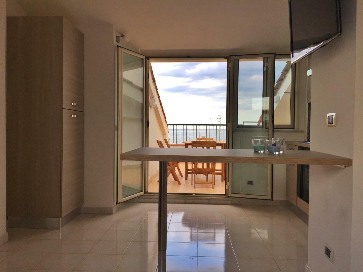 Suite Sul Mare Mascali Ngoại thất bức ảnh